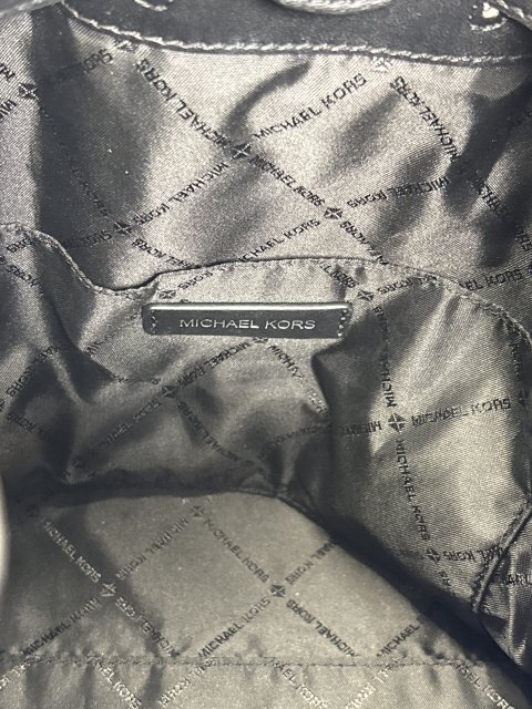 Ver bolsa Michael Kors Mina, preta, couro, interior, foto 8 de 8